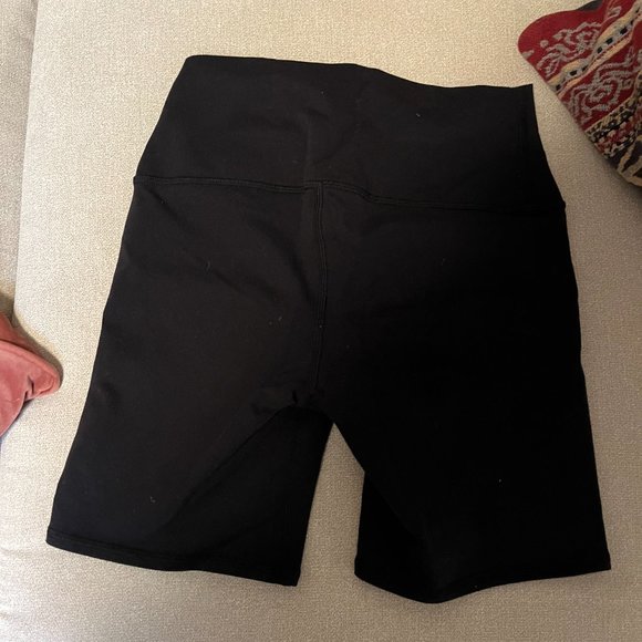 ALO Yoga 7" High Waist Biker Short, Black (Size S) - Picture 5 of 5